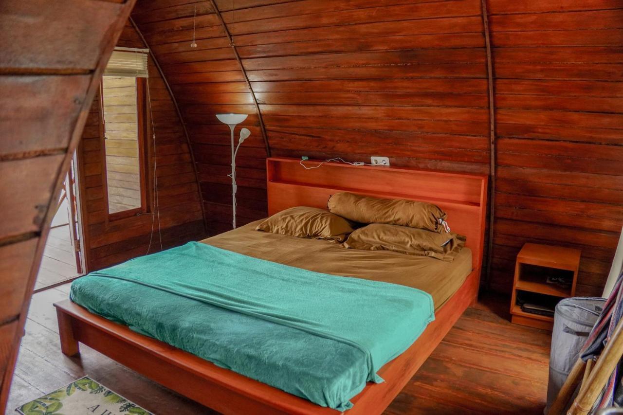 Hotel Momos Surf Shack à Salul Extérieur photo