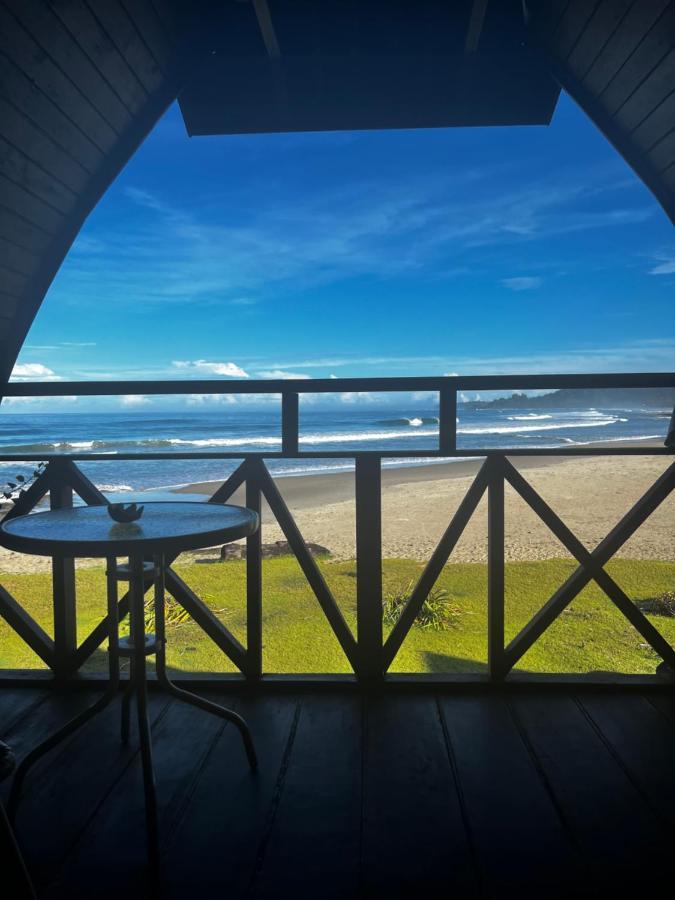 Hotel Momos Surf Shack à Salul Extérieur photo