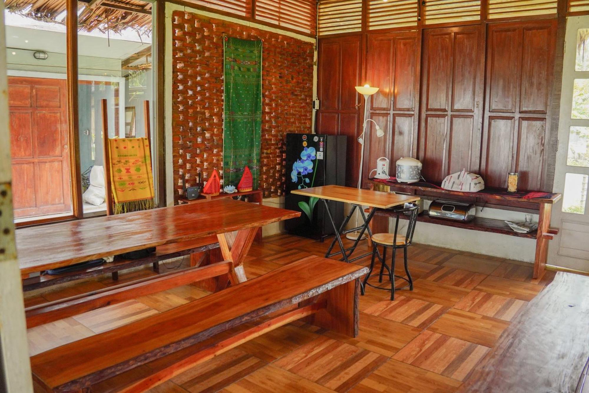 Hotel Momos Surf Shack à Salul Extérieur photo